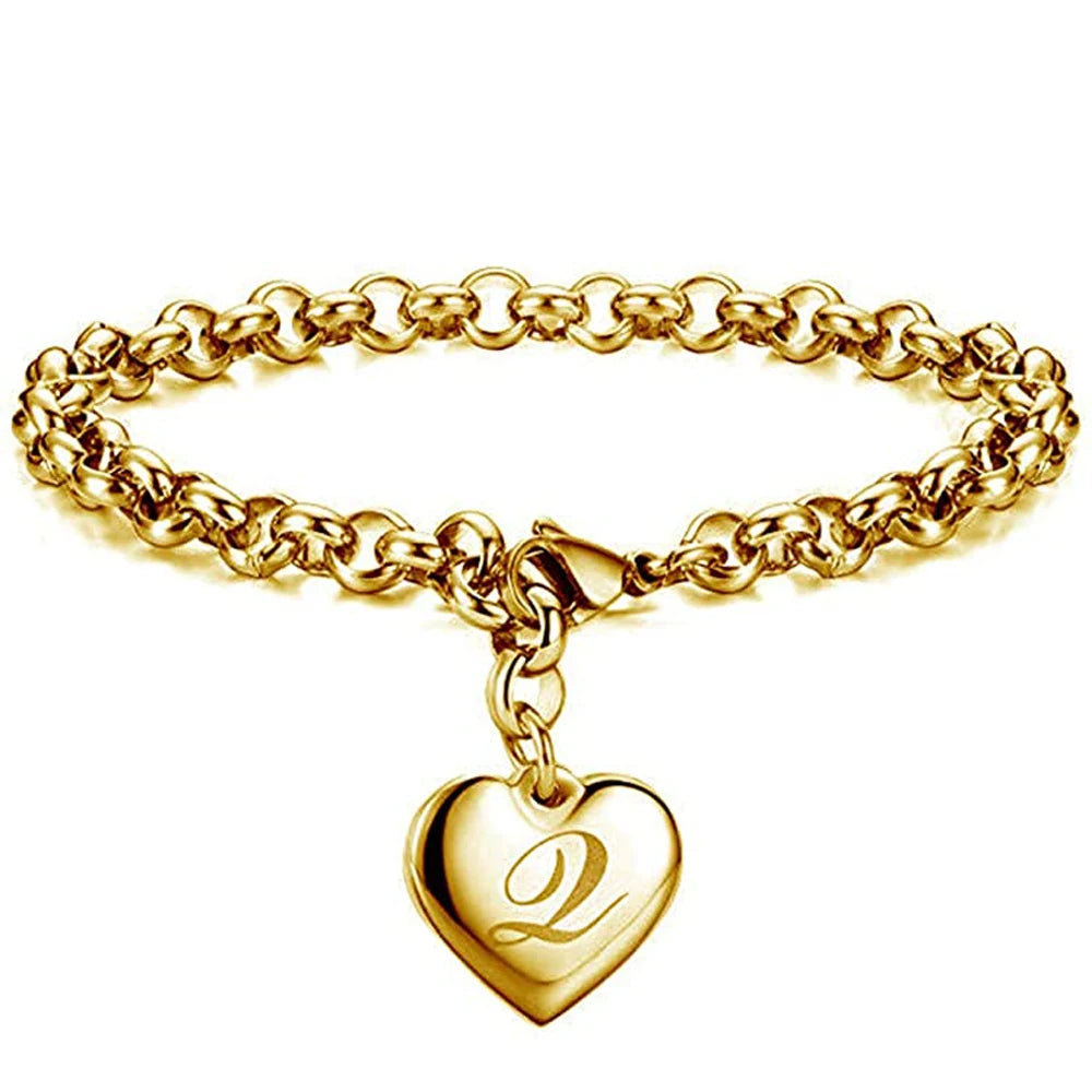 AMORE Charm - Dein Buchstabe. Dein Herzstück.