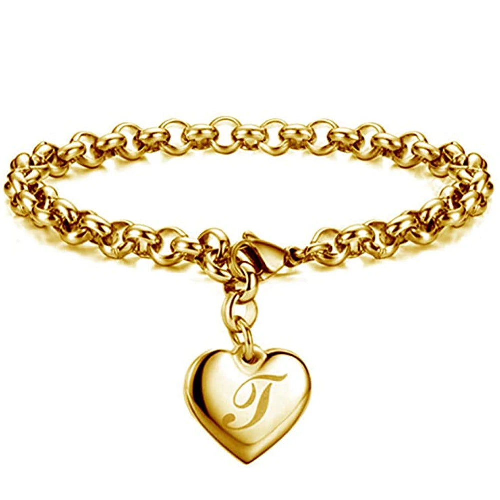 AMORE Charm - Dein Buchstabe. Dein Herzstück.