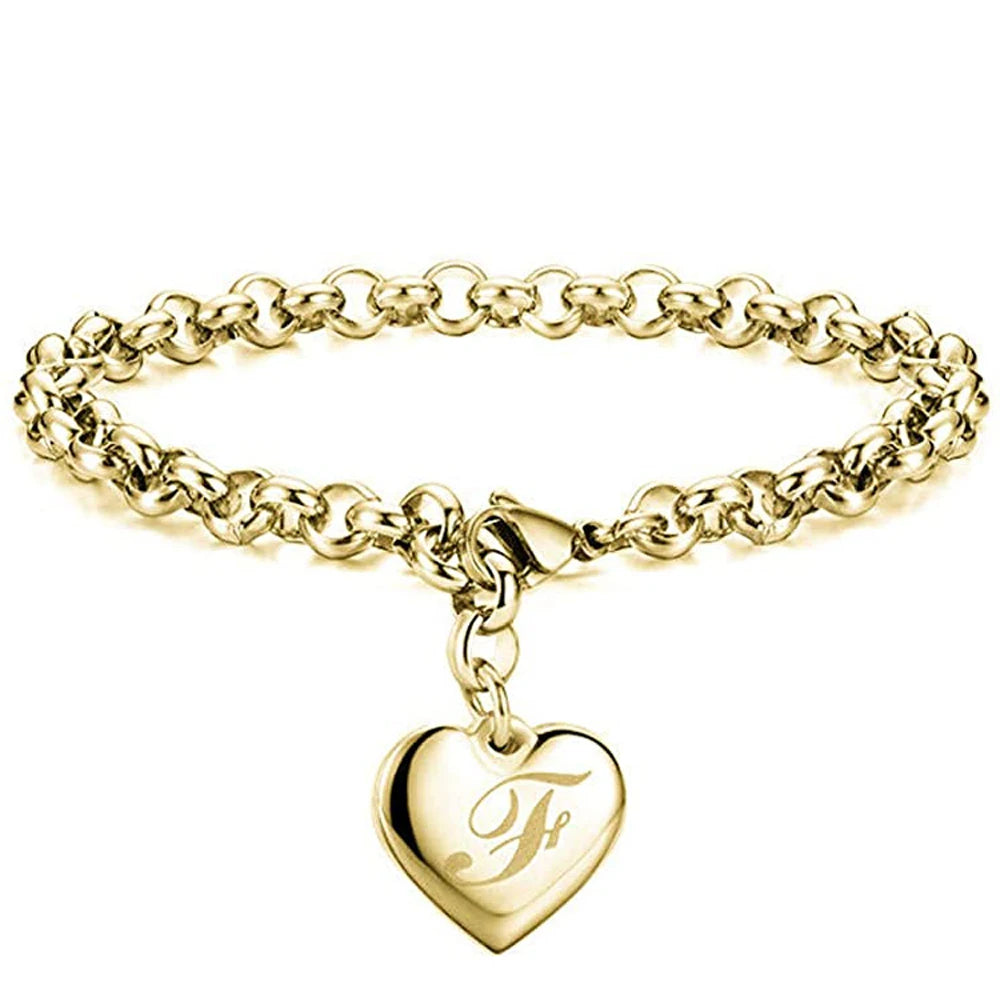 AMORE Charm - Dein Buchstabe. Dein Herzstück.