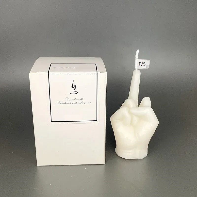 Handgefertigte Wachskerze im Mittelfinger-Style