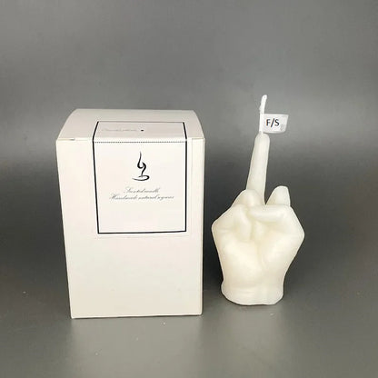 Handgefertigte Wachskerze im Mittelfinger-Style